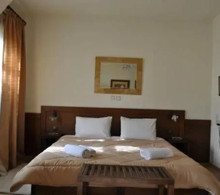 Hotell Philoxenia 3*
