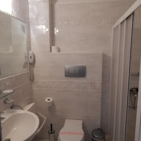 Hotel Philoxenia 3*