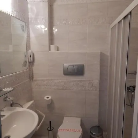 Philoxenia Hotell 3*